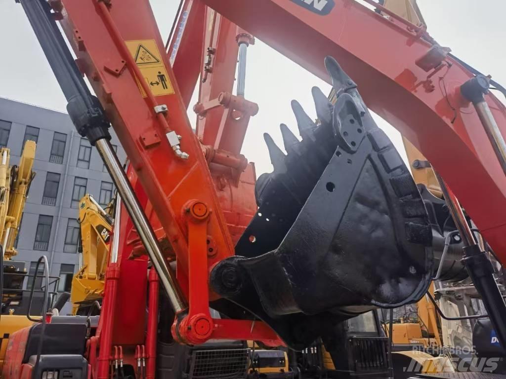 Doosan DX140LC-7 Kāpurķēžu ekskavatori