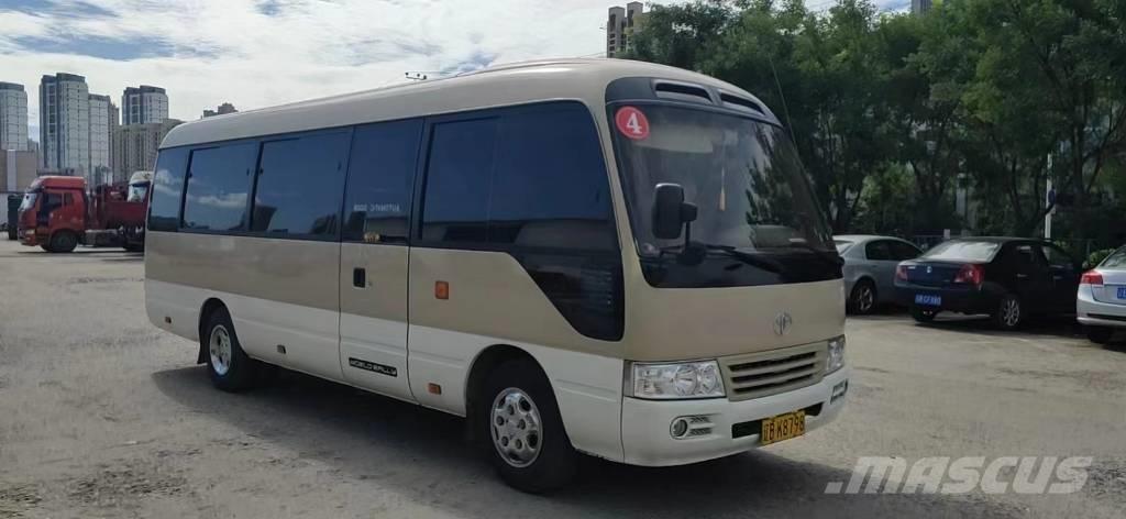 Toyota Coaster Bus Mikroautobusi