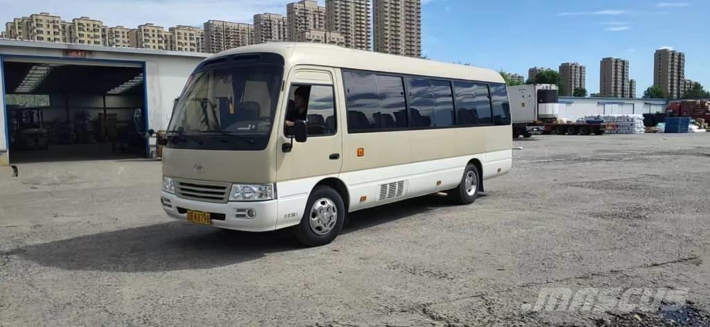 Toyota Coaster Bus Mikroautobusi