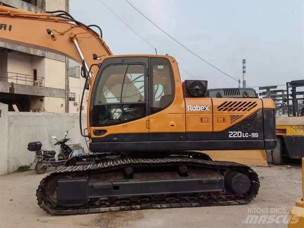 Hyundai R220LC-9S Kāpurķēžu ekskavatori