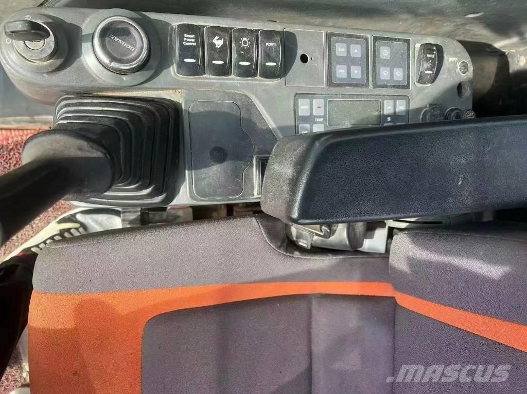 Doosan DX420LC Kāpurķēžu ekskavatori
