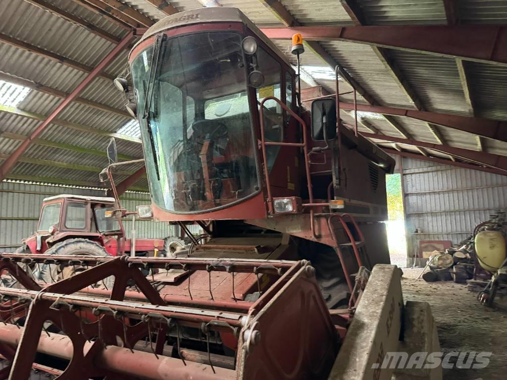 Laverda 3500 Ražas novākšanas kombaini