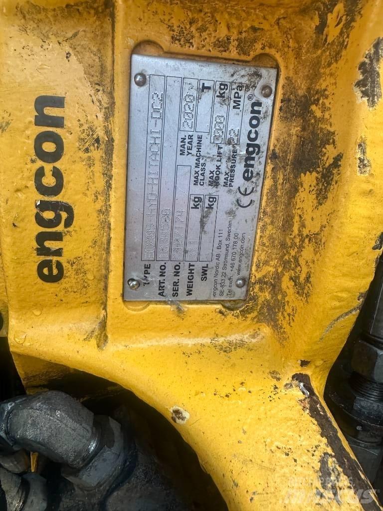 Hitachi ZX 85 USB-6 Vidēja lieluma ekskavatori 7 t - 12 t