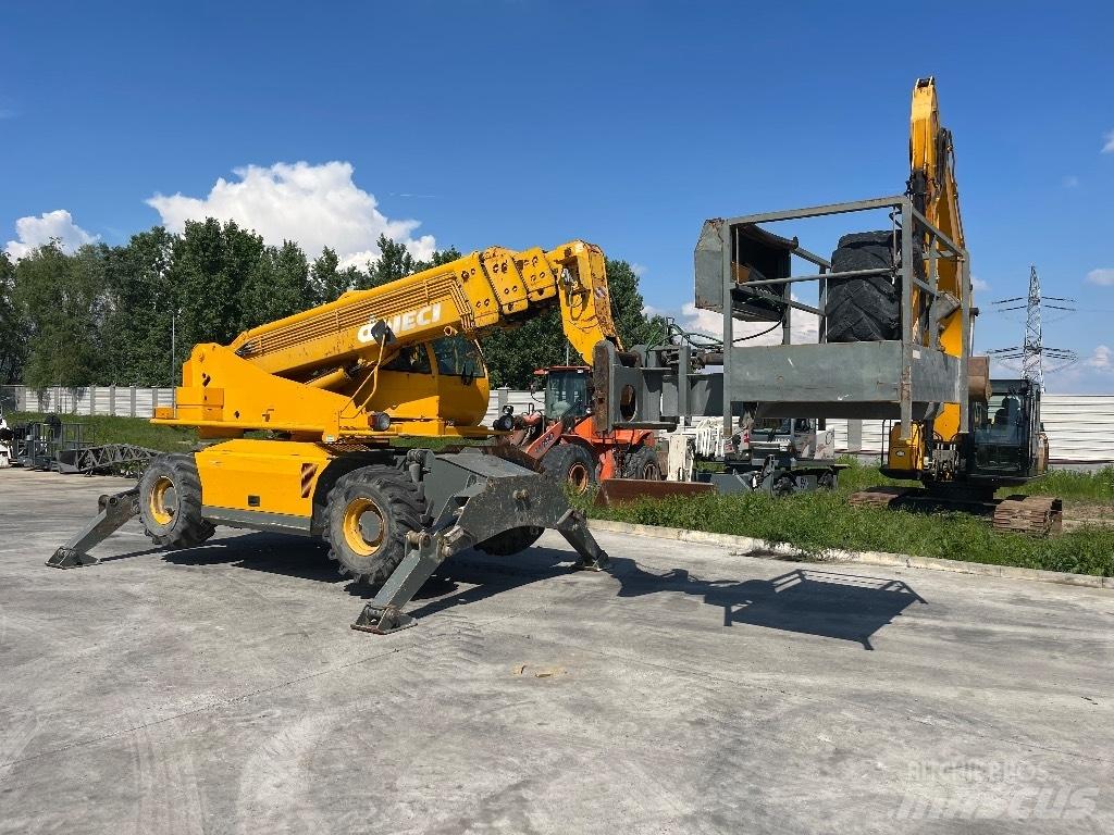 Dieci Pegasus 40.17 Teleskopiskie manipulatori