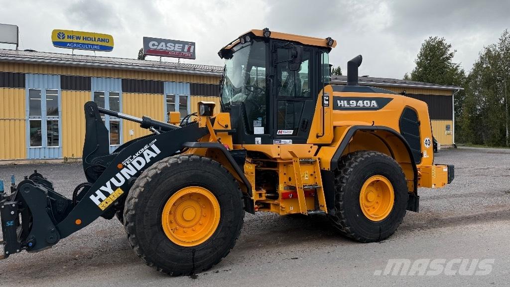 Hyundai HL 940 Iekrāvēji uz riteņiem