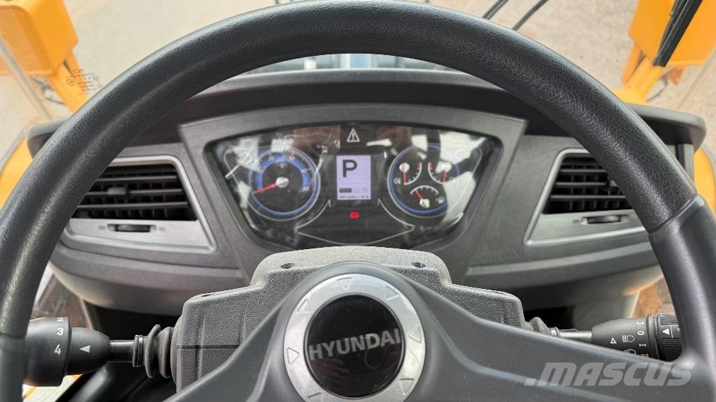 Hyundai HL 940 Iekrāvēji uz riteņiem