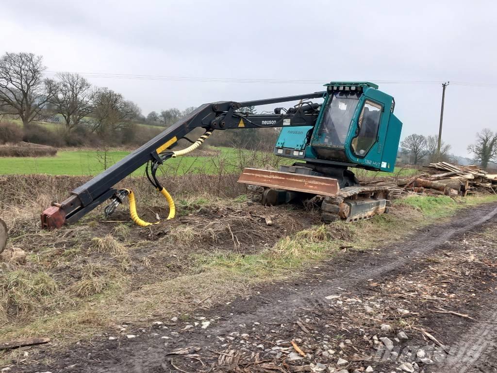 Neuson 132 HV T Harvesteri