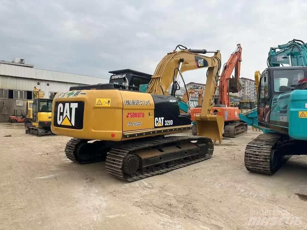 CAT 320 D Kāpurķēžu ekskavatori