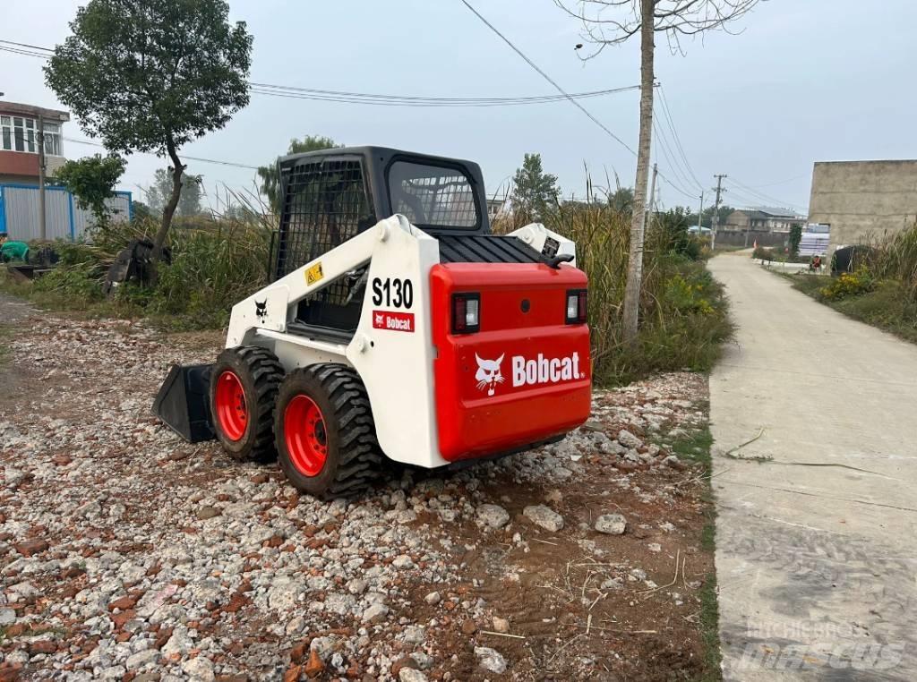 Bobcat S 130 Lietoti riteņu kompaktiekrāvēji