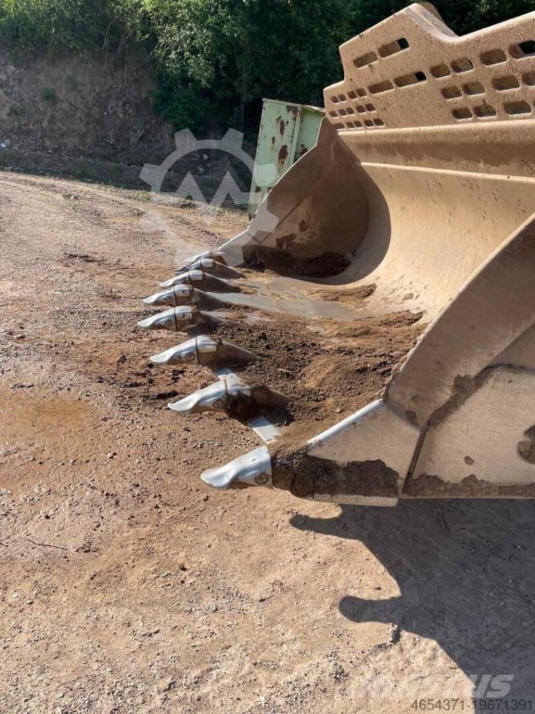 CAT 980 M Iekrāvēji uz riteņiem