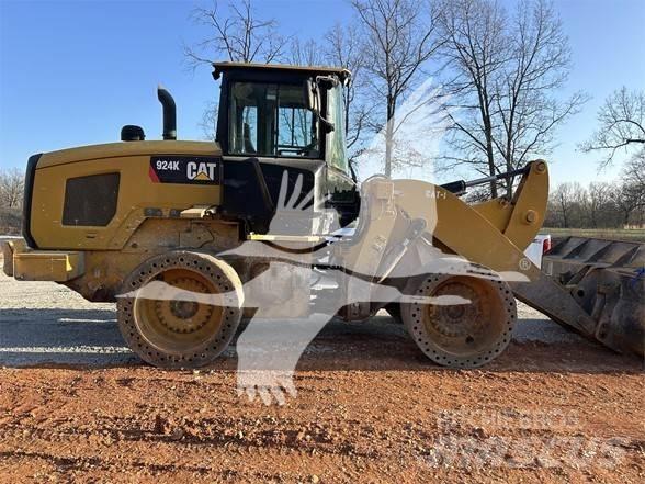 CAT 924K Iekrāvēji uz riteņiem