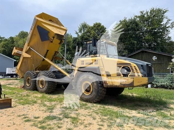 Komatsu HM400 Artikulētie pašizgāzēji