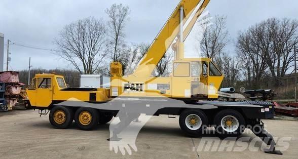 P&H T300A Smagās mašīnas ar celtni