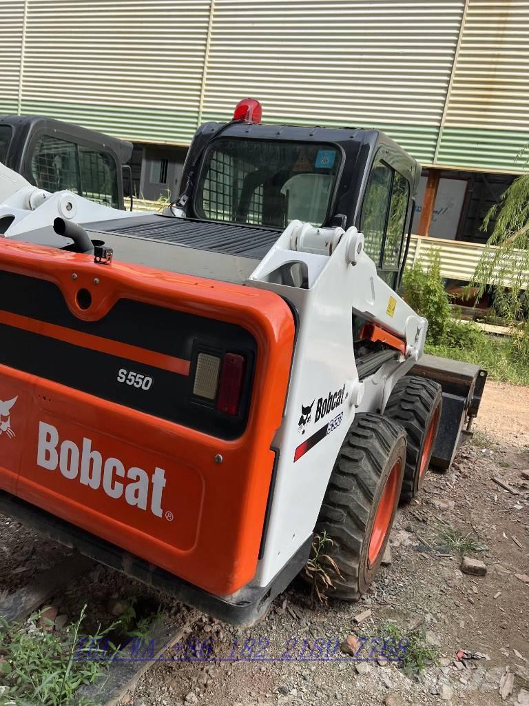 Bobcat S550 Lietoti riteņu kompaktiekrāvēji