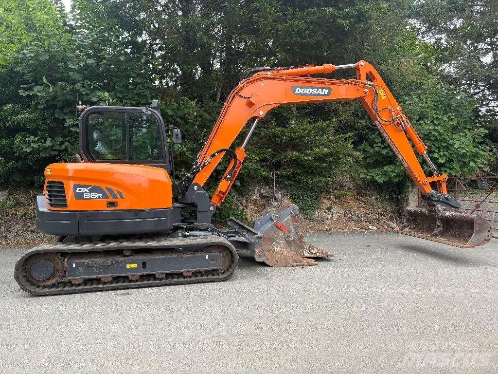 Doosan DX 85 R Vidēja lieluma ekskavatori 7 t - 12 t