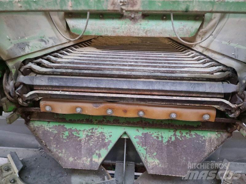  GÜSTROWER D056 Minerālmēslu izkliedētāji