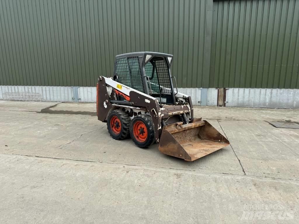 Bobcat S 100 Lietoti riteņu kompaktiekrāvēji