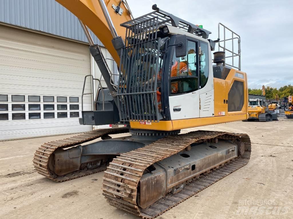 Liebherr R 930 Kāpurķēžu ekskavatori