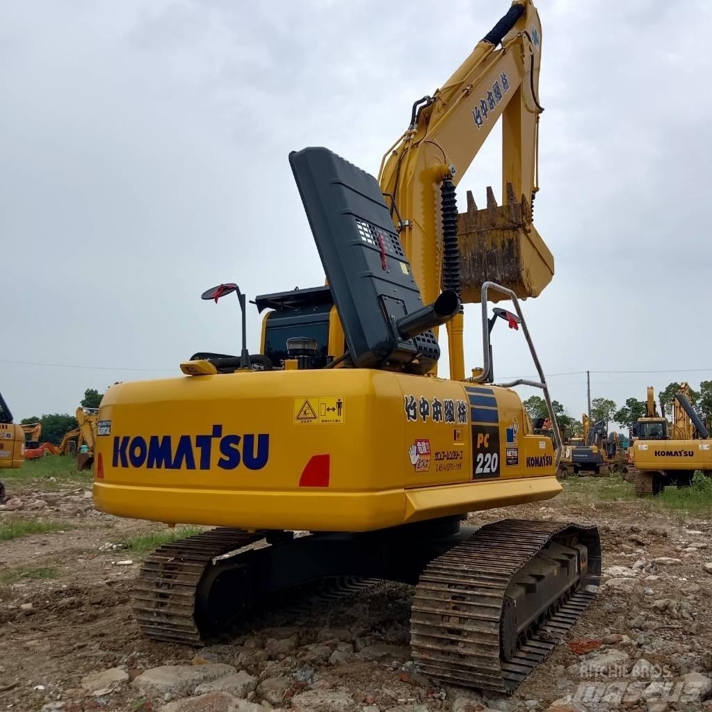 Komatsu PC 220 LC-8 Kāpurķēžu ekskavatori