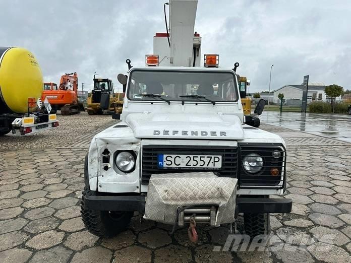 Land Rover Defender Celtņi nelīdzenām virsmām