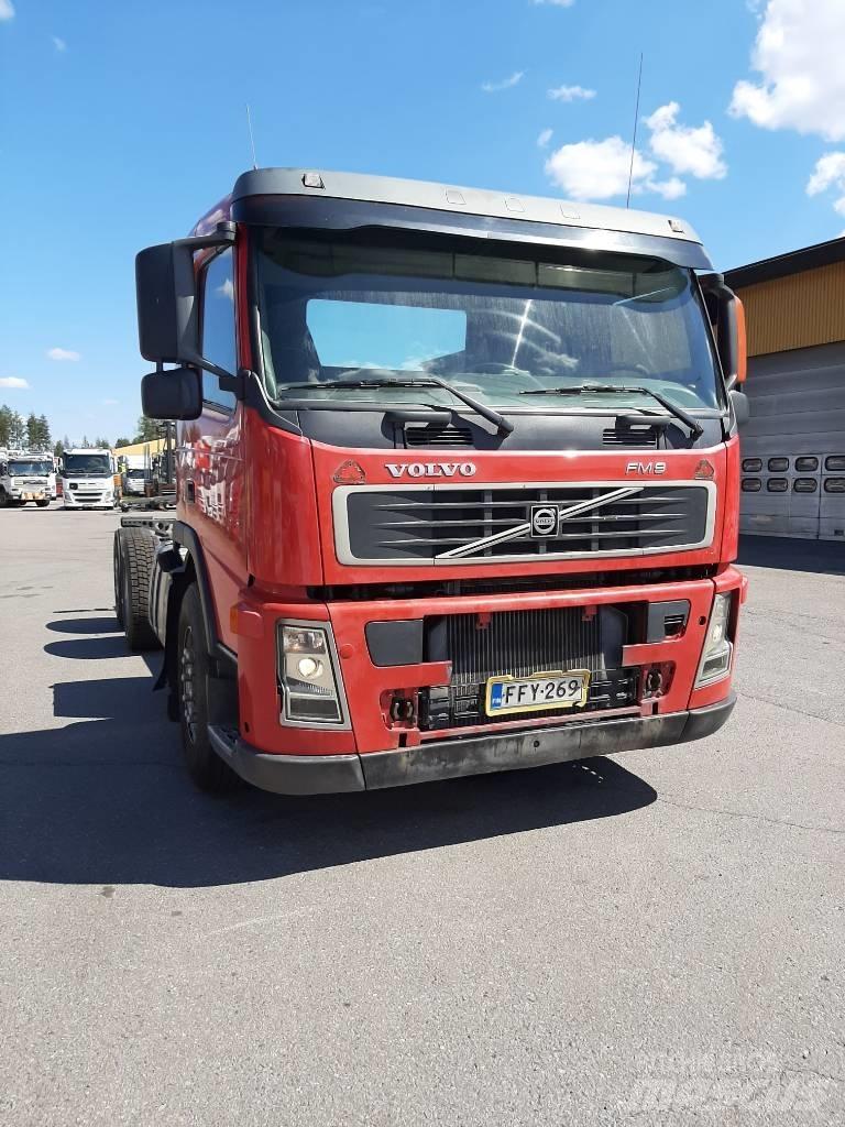 Volvo FM 9 Šasija ar kabīni