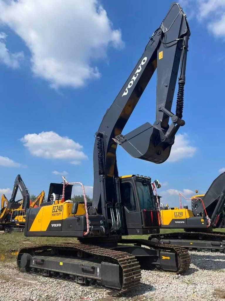 Volvo EC 240 Kāpurķēžu ekskavatori