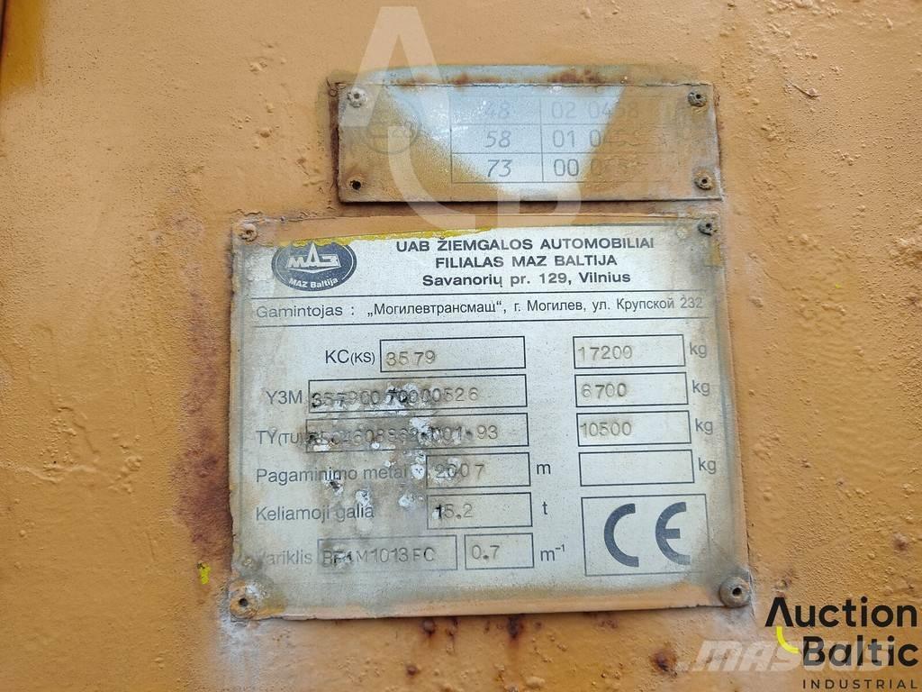 MAZ 533731 Visurgājēji celtņi