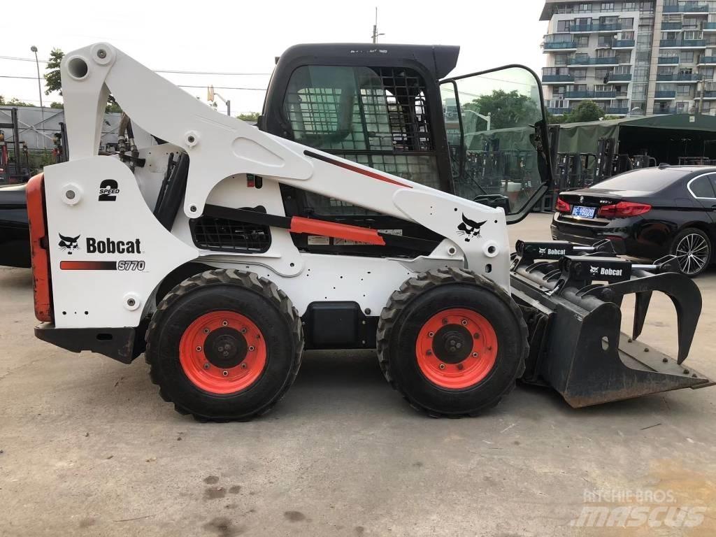 Bobcat S770 Lietoti riteņu kompaktiekrāvēji