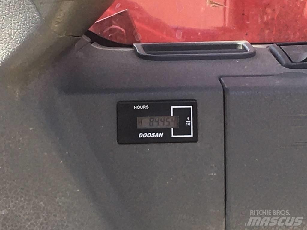 Doosan DX 140 LCR Kāpurķēžu ekskavatori