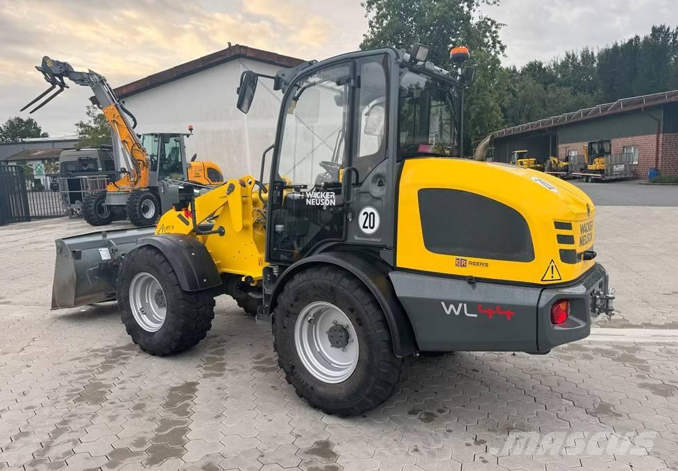 Wacker Neuson WL 44 Iekrāvēji uz riteņiem