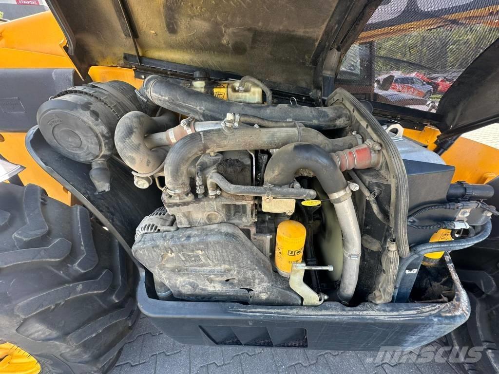 JCB 536-60 Agri Plus Teleskopiskie manipulatori