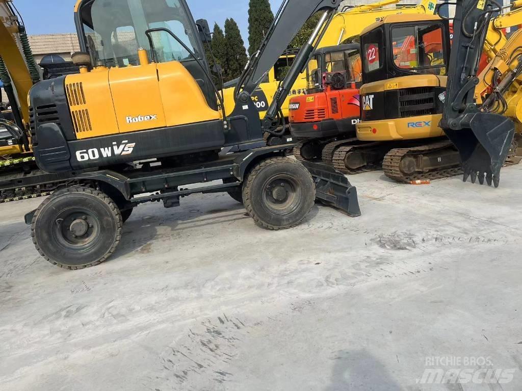 Hyundai R60W-9 Ekskavatori uz riteņiem