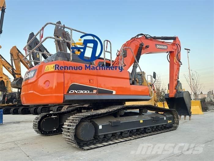 Doosan DX 300LC-9C Kāpurķēžu ekskavatori