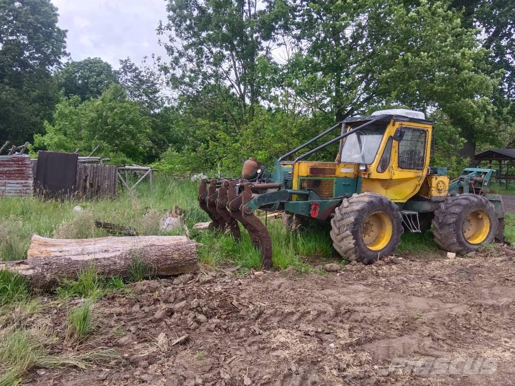 HSM 807 Mežizstrādes traktori