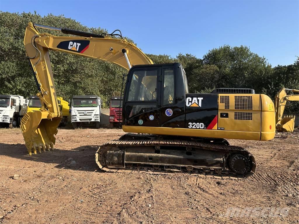 CAT 320 D Kāpurķēžu ekskavatori