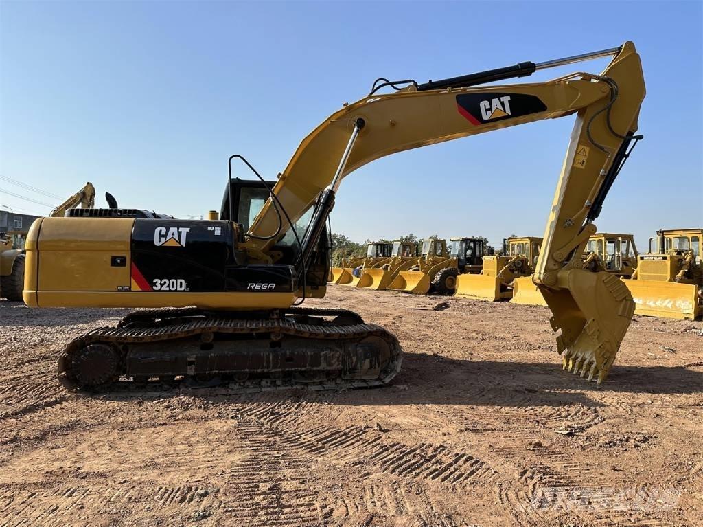 CAT 320 D Kāpurķēžu ekskavatori