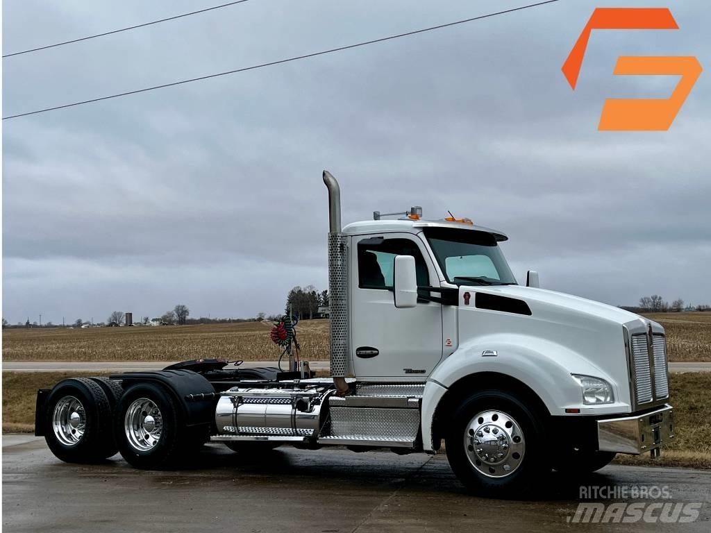 Kenworth T 880 Vilcēji