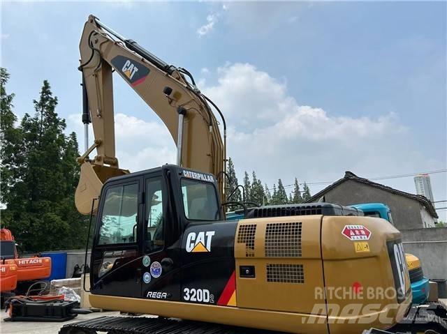 CAT 320 D Kāpurķēžu ekskavatori
