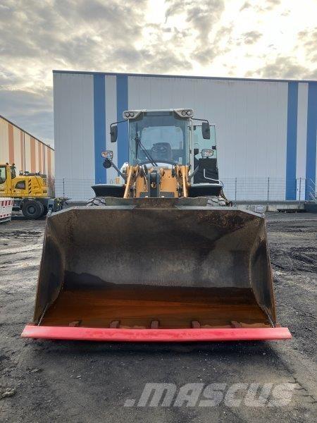 Liebherr L526 Iekrāvēji uz riteņiem