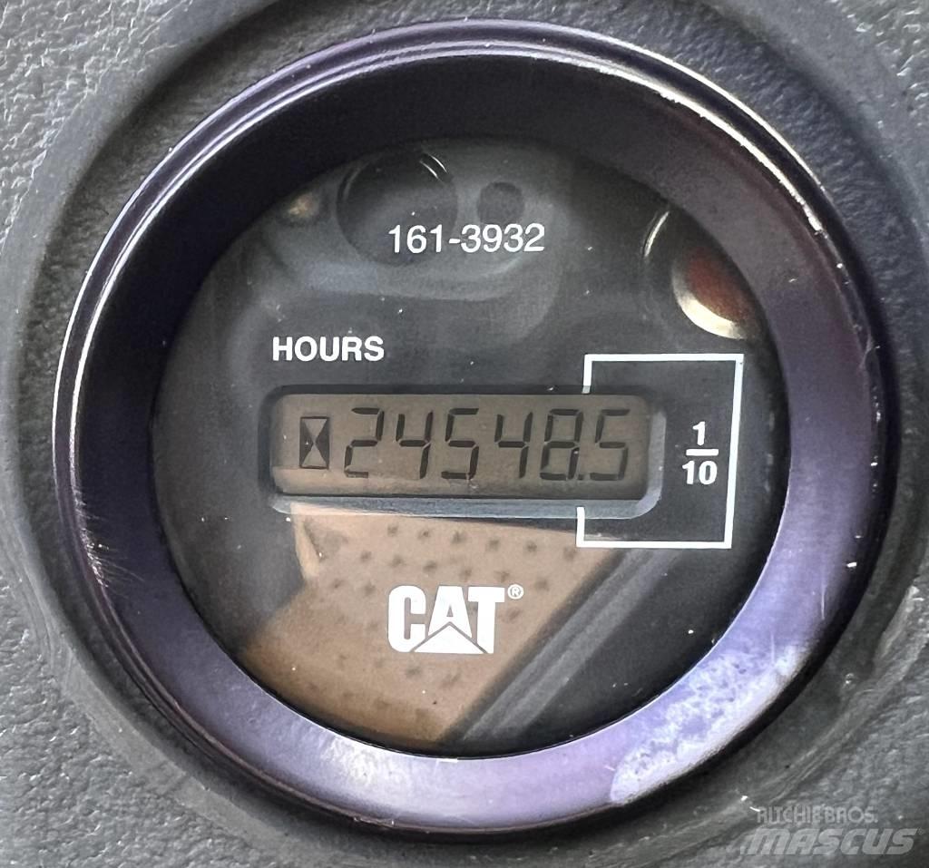 CAT 938 G Iekrāvēji uz riteņiem