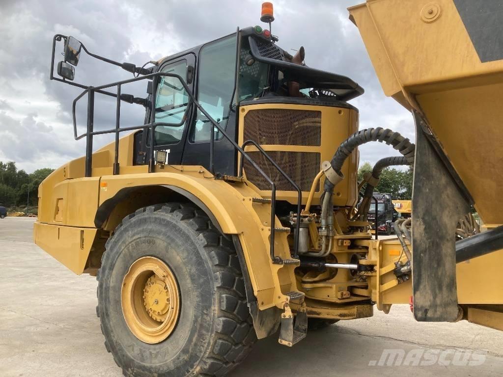 CAT 745 Artikulētie pašizgāzēji