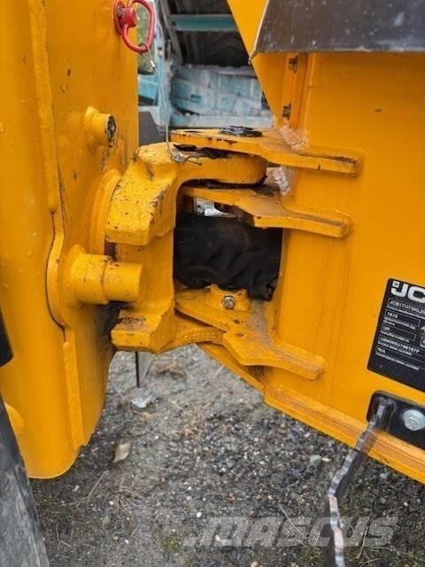 JCB 1T-2 Artikulētie pašizgāzēji