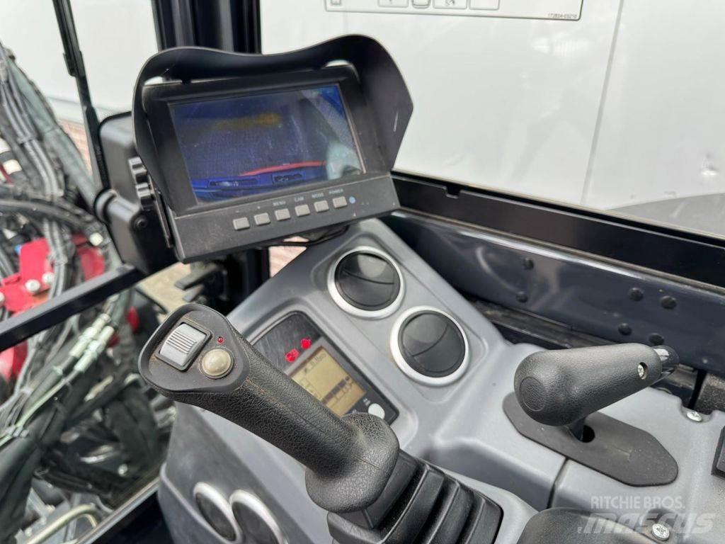 Yanmar SV60-B Kāpurķēžu ekskavatori
