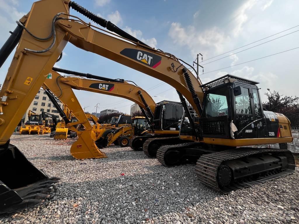 CAT 320 D Kāpurķēžu ekskavatori