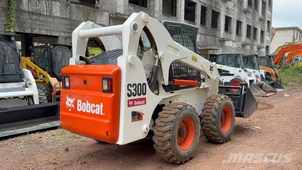 Bobcat S300 Lietoti riteņu kompaktiekrāvēji