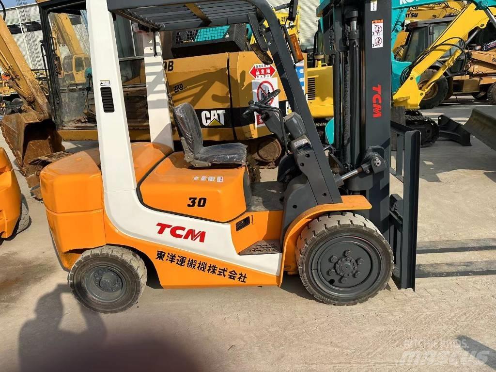 TCM FD30T6 Tehnika ar dīzeļa dzinēju