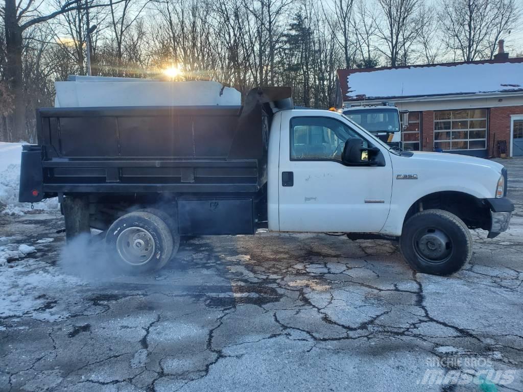 Ford F 350 FX4 Pašizgāzējs