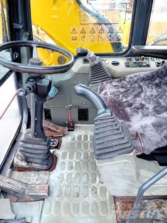 Komatsu PW 130ES-6K Ekskavatori uz riteņiem