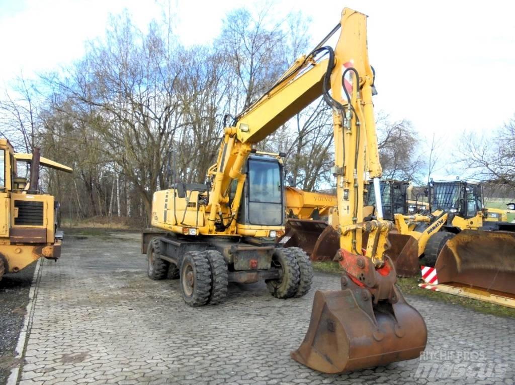 Komatsu PW 130ES-6K Ekskavatori uz riteņiem