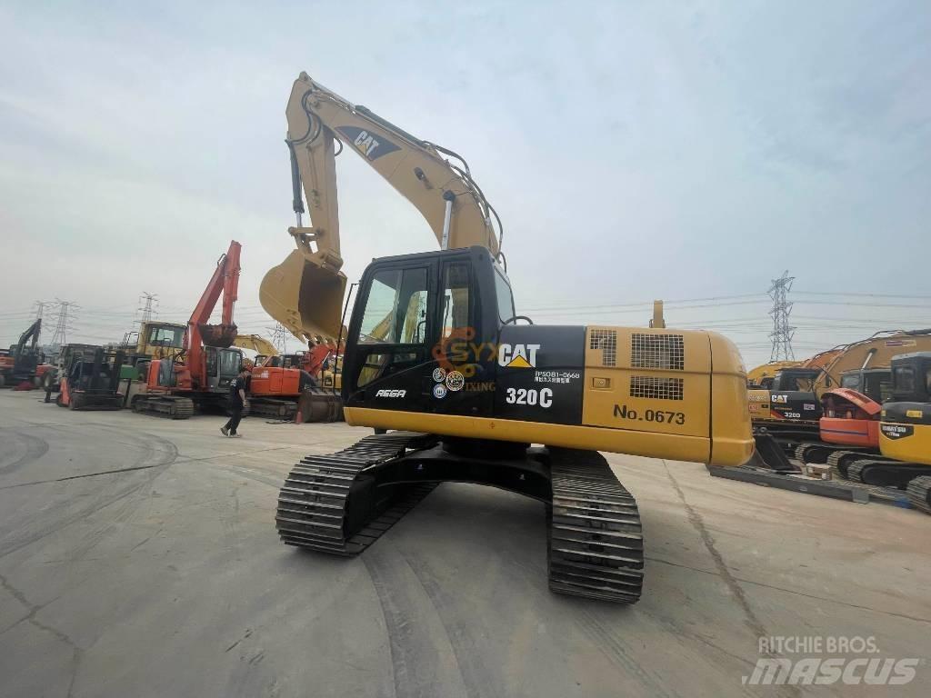 CAT 320 C Kāpurķēžu ekskavatori